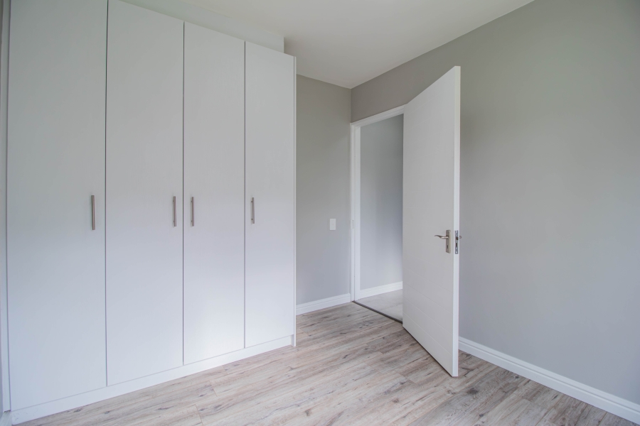 To Let 3 Bedroom Property for Rent in Greenways Golf Estate Western Cape